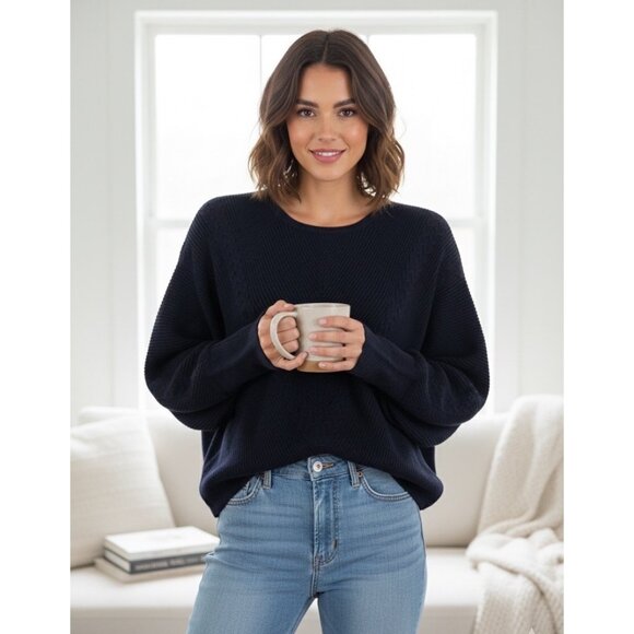 Tahari Sweaters - T Tahari Navy Blue Dolman Sleeve Cozycore Casual Lightweight Classic Sweater S